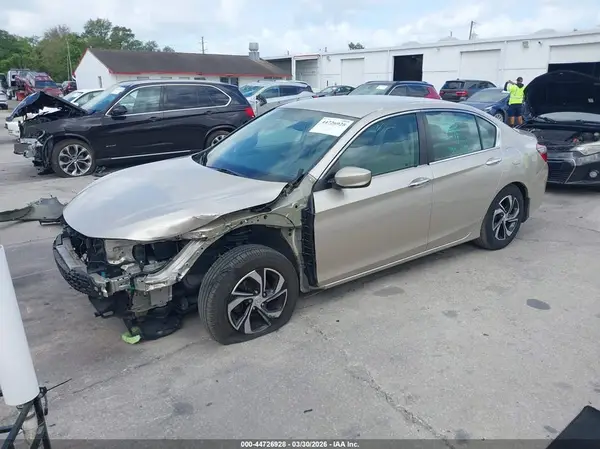 1HGCR2F33HA227769 2017 HONDA ACCORD - Image 2