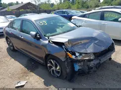 1HGCR2F33HA228422 2017 HONDA ACCORD