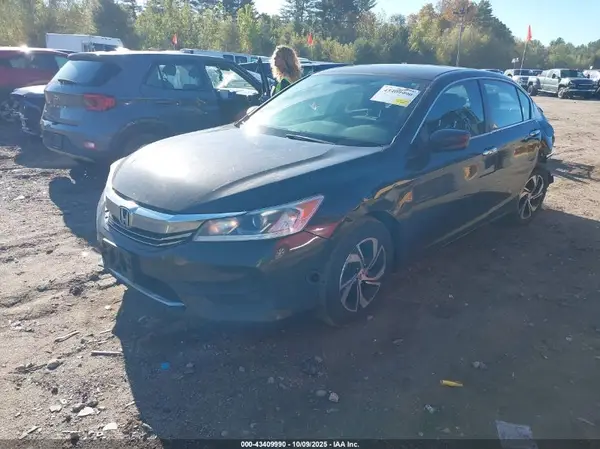 1HGCR2F33HA228825 2017 HONDA ACCORD - Image 2