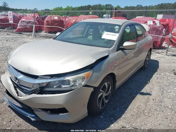 1HGCR2F33HA238769 2017 HONDA ACCORD - Image 2