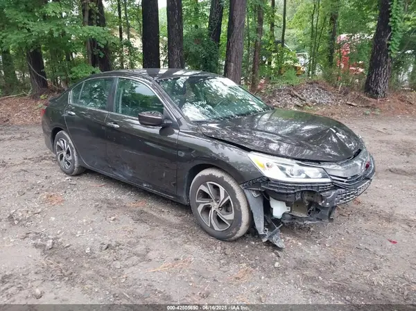 1HGCR2F33HA249772 2017 HONDA ACCORD - Image 1