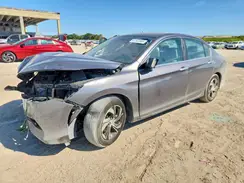 1HGCR2F33HA256334 2017 HONDA ACCORD