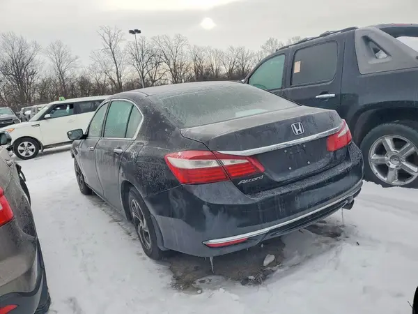 1HGCR2F33HA259590 2017 HONDA ACCORD - Image 2