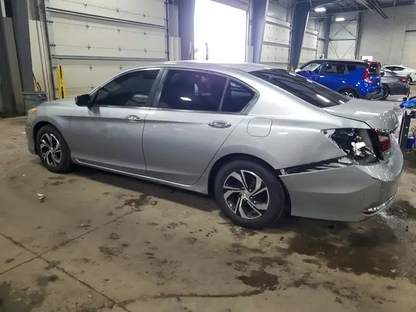 1HGCR2F33HA262831 2017 HONDA ACCORD - Image 2