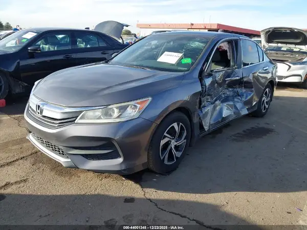 1HGCR2F33HA271920 2017 HONDA ACCORD - Image 2
