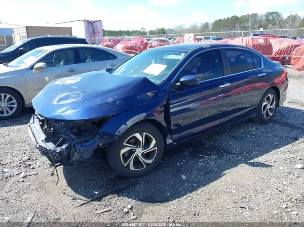 1HGCR2F33HA272954 2017 HONDA ACCORD - Image 2