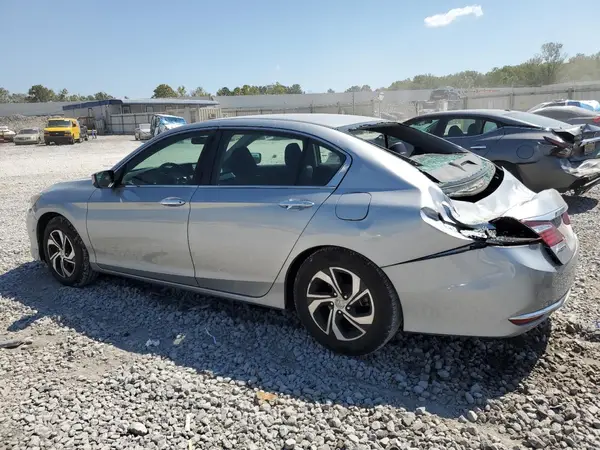 1HGCR2F33HA282285 2017 HONDA ACCORD - Image 2