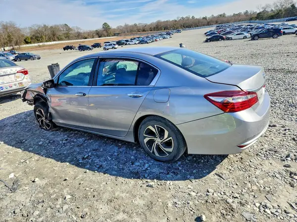 1HGCR2F33HA301188 2017 HONDA ACCORD - Image 2