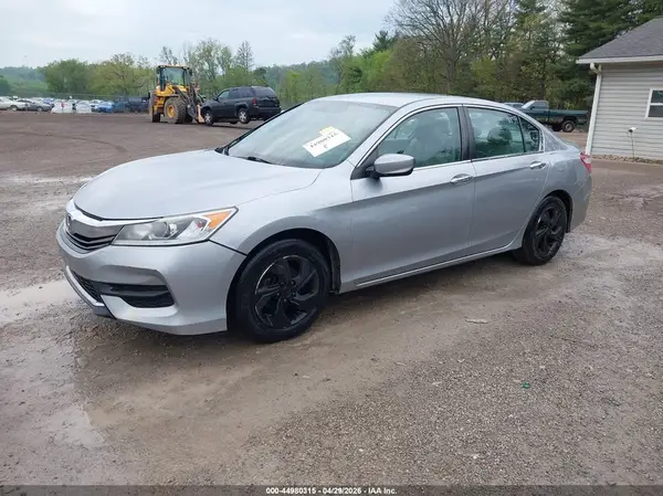 1HGCR2F34GA065049 2016 HONDA ACCORD - Image 2