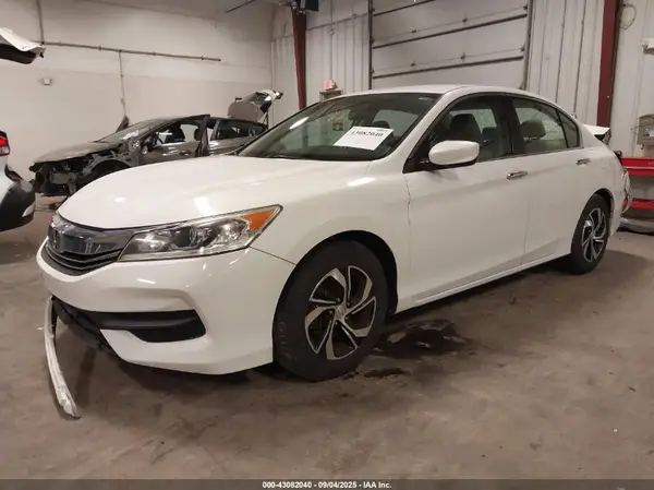 1HGCR2F34GA097449 2016 HONDA ACCORD - Image 2