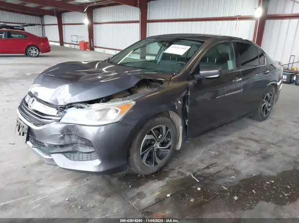 1HGCR2F34GA207335 2016 HONDA ACCORD - Image 2