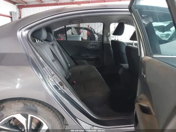 1HGCR2F34GA207335 2016 HONDA ACCORD - Image 8