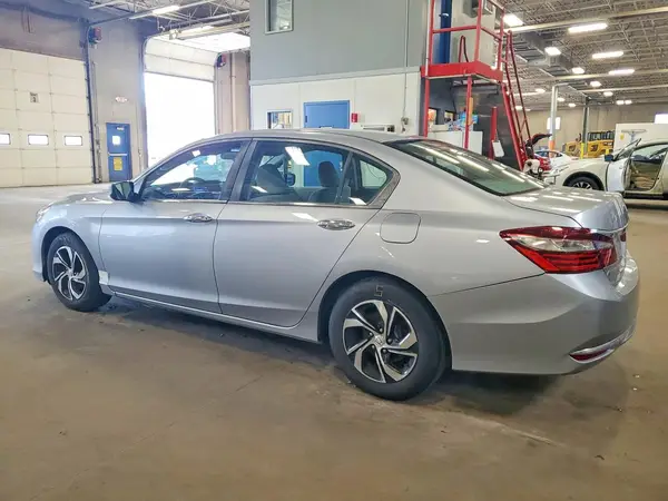1HGCR2F34GA218156 2016 HONDA ACCORD - Image 2
