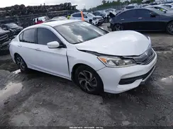 1HGCR2F34HA011588 2017 HONDA ACCORD
