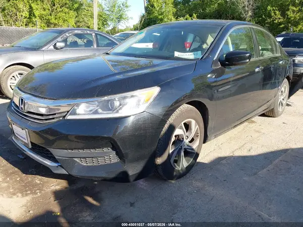 1HGCR2F34HA053694 2017 HONDA ACCORD - Image 2