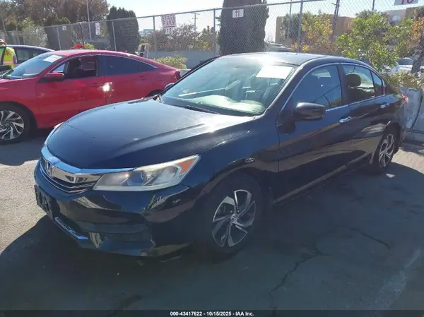 1HGCR2F34HA054439 2017 HONDA ACCORD - Image 2