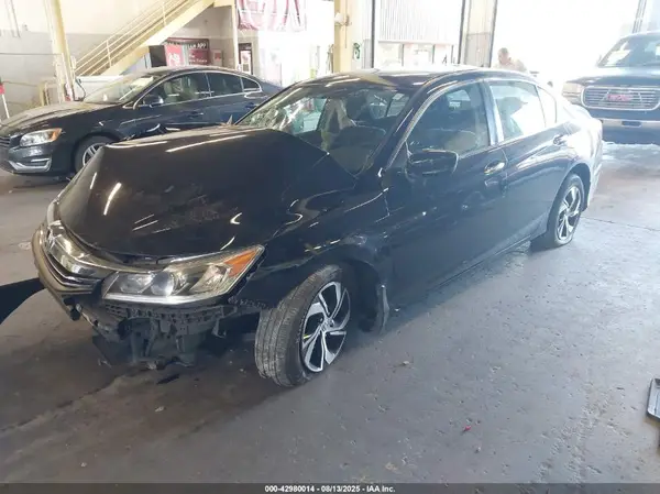 1HGCR2F34HA055347 2017 HONDA ACCORD - Image 2