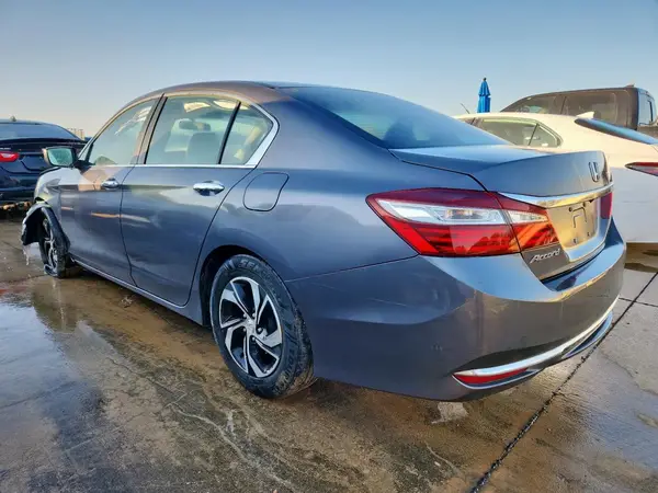 1HGCR2F34HA058054 2017 HONDA ACCORD - Image 2