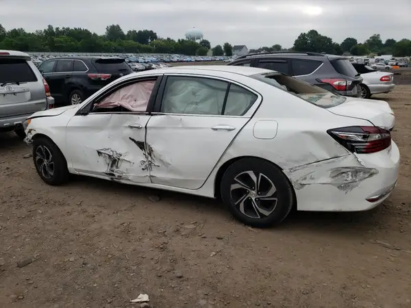 1HGCR2F34HA064792 2017 HONDA ACCORD - Image 2