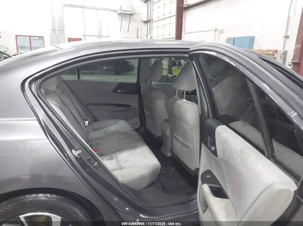 1HGCR2F34HA071161 2017 HONDA ACCORD - Image 8