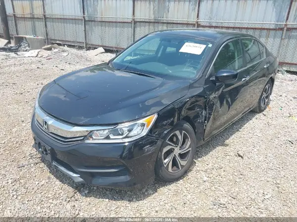 1HGCR2F34HA075162 2017 HONDA ACCORD - Image 2