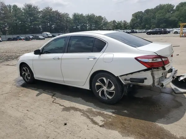 1HGCR2F34HA079888 2017 HONDA ACCORD - Image 2