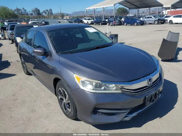 1HGCR2F34HA087733 2017 HONDA ACCORD - Image 1