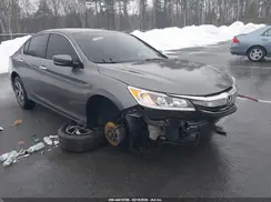 1HGCR2F34HA089563 2017 HONDA ACCORD