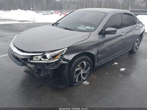 1HGCR2F34HA089563 2017 HONDA ACCORD - Image 2