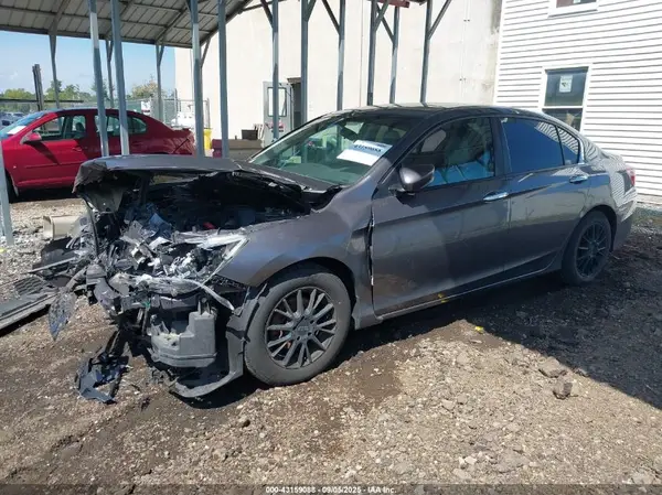 1HGCR2F34HA103560 2017 HONDA ACCORD - Image 2