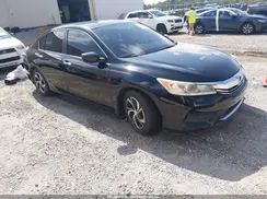 1HGCR2F34HA106068 2017 HONDA ACCORD