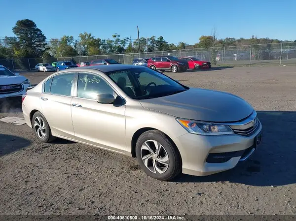 1HGCR2F34HA119208 2017 HONDA ACCORD - Image 1