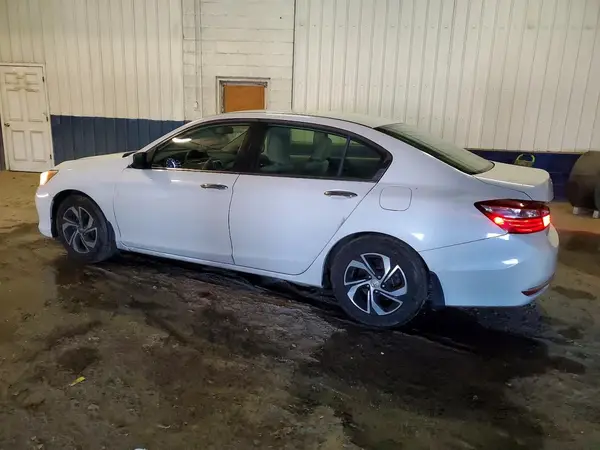 1HGCR2F34HA120634 2017 HONDA ACCORD - Image 2
