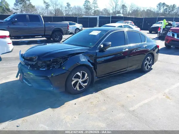 1HGCR2F34HA125672 2017 HONDA ACCORD - Image 2