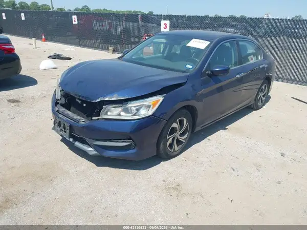 1HGCR2F34HA130581 2017 HONDA ACCORD - Image 2