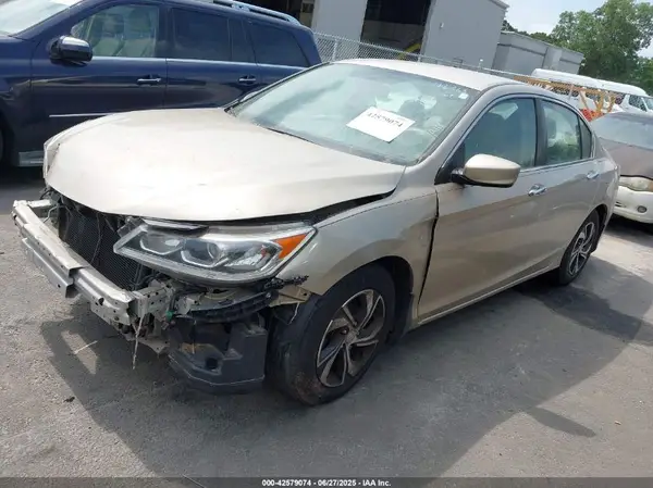 1HGCR2F34HA132363 2017 HONDA ACCORD - Image 2