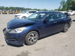 1HGCR2F34HA137997 2017 HONDA ACCORD