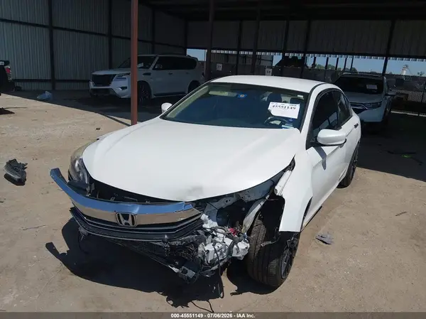 1HGCR2F34HA138132 2017 HONDA ACCORD - Image 2