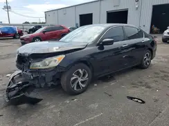 1HGCR2F34HA154461 2017 HONDA ACCORD