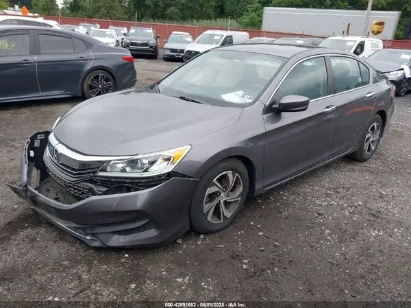 1HGCR2F34HA161118 2017 HONDA ACCORD - Image 2