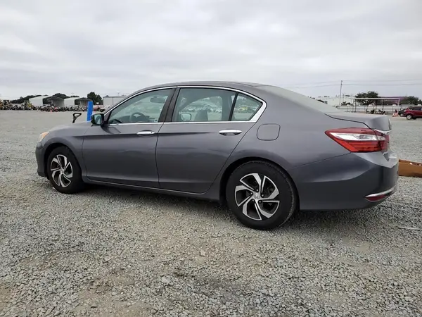 1HGCR2F34HA163239 2017 HONDA ACCORD - Image 2