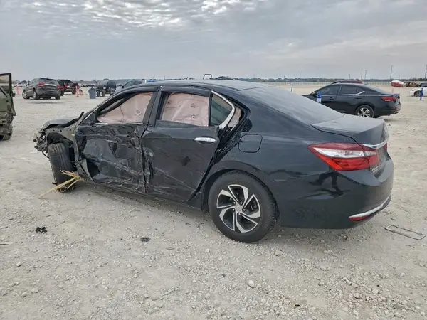 1HGCR2F34HA165198 2017 HONDA ACCORD - Image 2