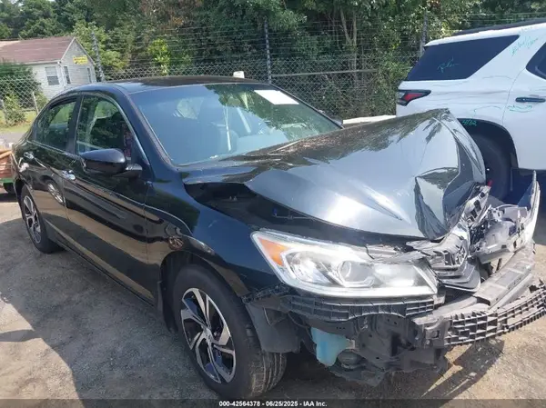 1HGCR2F34HA167629 2017 HONDA ACCORD - Image 1