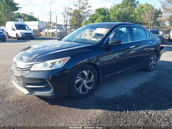 1HGCR2F34HA174015 2017 HONDA ACCORD - Image 2