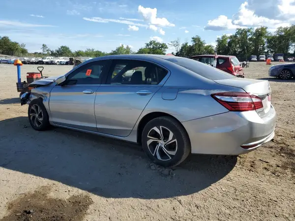 1HGCR2F34HA176606 2017 HONDA ACCORD - Image 2