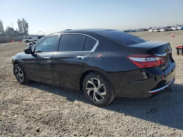 1HGCR2F34HA185788 2017 HONDA ACCORD - Image 2