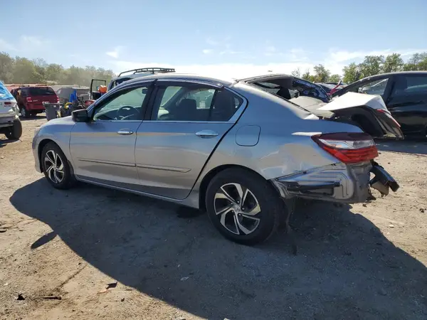 1HGCR2F34HA186102 2017 HONDA ACCORD - Image 2