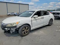 1HGCR2F34HA189498 2017 HONDA ACCORD