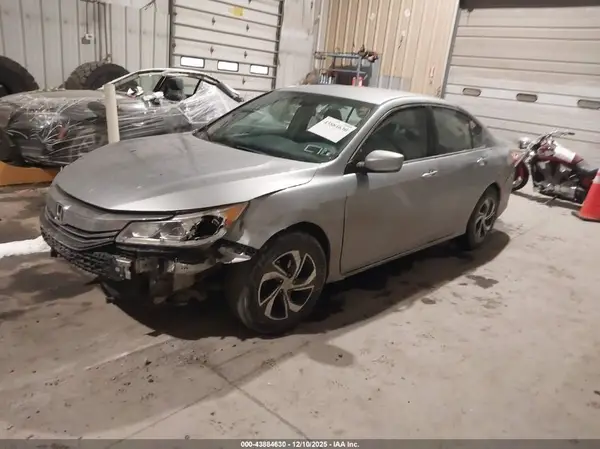1HGCR2F34HA191090 2017 HONDA ACCORD - Image 2