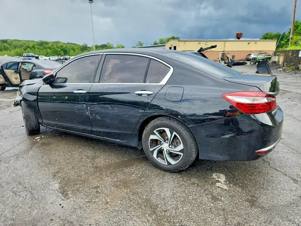 1HGCR2F34HA202329 2017 HONDA ACCORD - Image 2